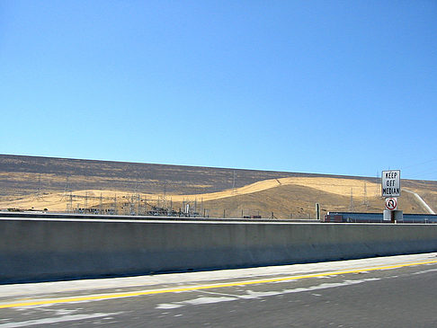 Neben dem Highway Fotos