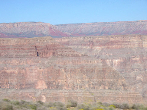 Per Hubschrauber im Grand Canyon